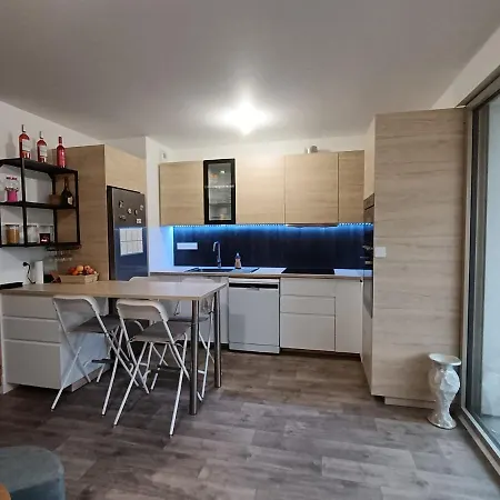 Rum i privatbostad Chambre Dans Un Joli Cosy *